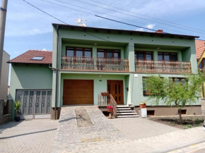 U Hradeb, Mikulov